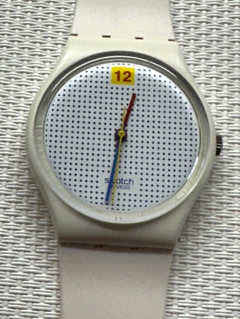 Swatch Watch Dotted Swiss GW104 Vintage 1985
